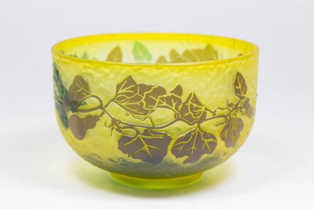 :Art Glass Cameo Double Sided Decorative Bowl (1 of 4)