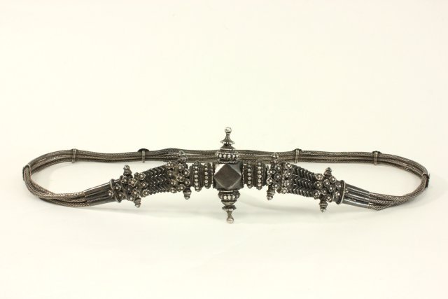 :Middle Eastern Silver Belt (1 of 4)