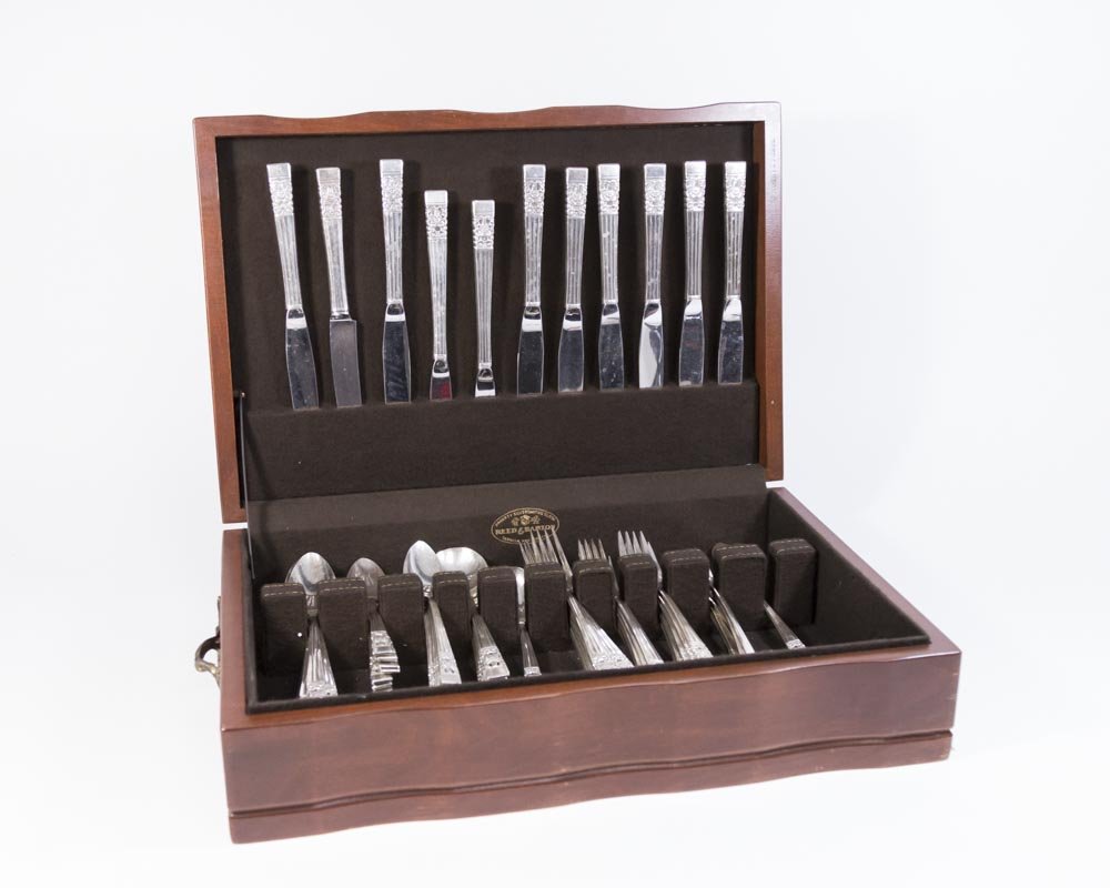 Partial Community Silver Plate Flatware Set (1 of 5)