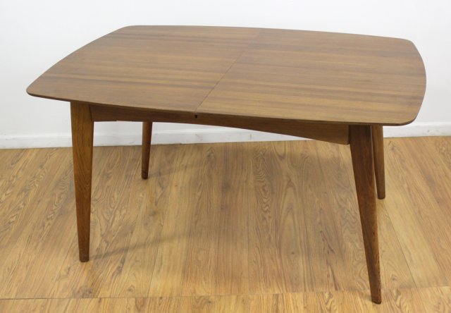Heritage Henredon Table (1 of 2)
