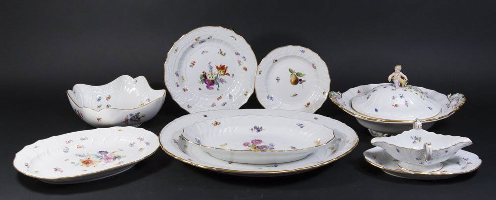 Meissen Partial Dinner Service (1 of 10)