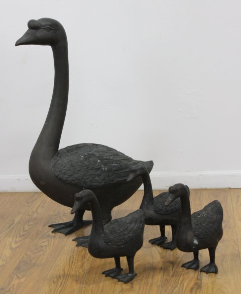 2 Bronze Geese with 3 Baby Geese (1 of 4)