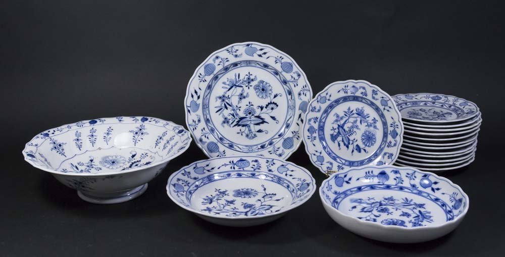 17 Pcs Meissen Dishes Including Blue Onion Pattern (1 of 5)