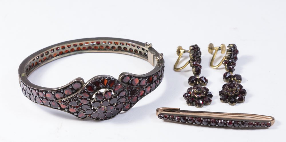 3 Piece Garnet Set (1 of 5)