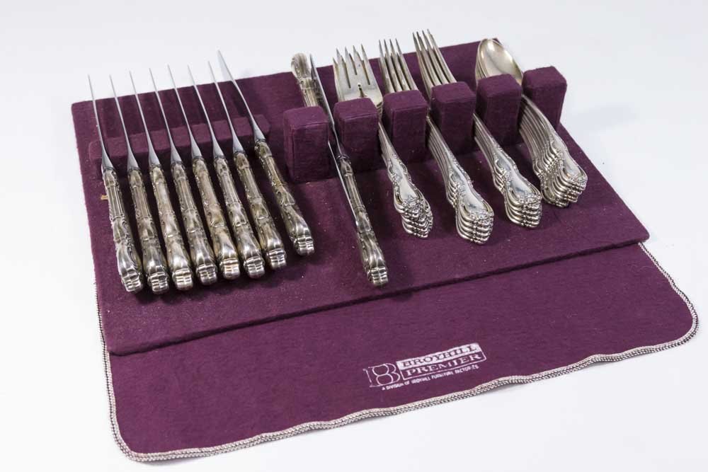 Towle Silverware Set (1 of 5)
