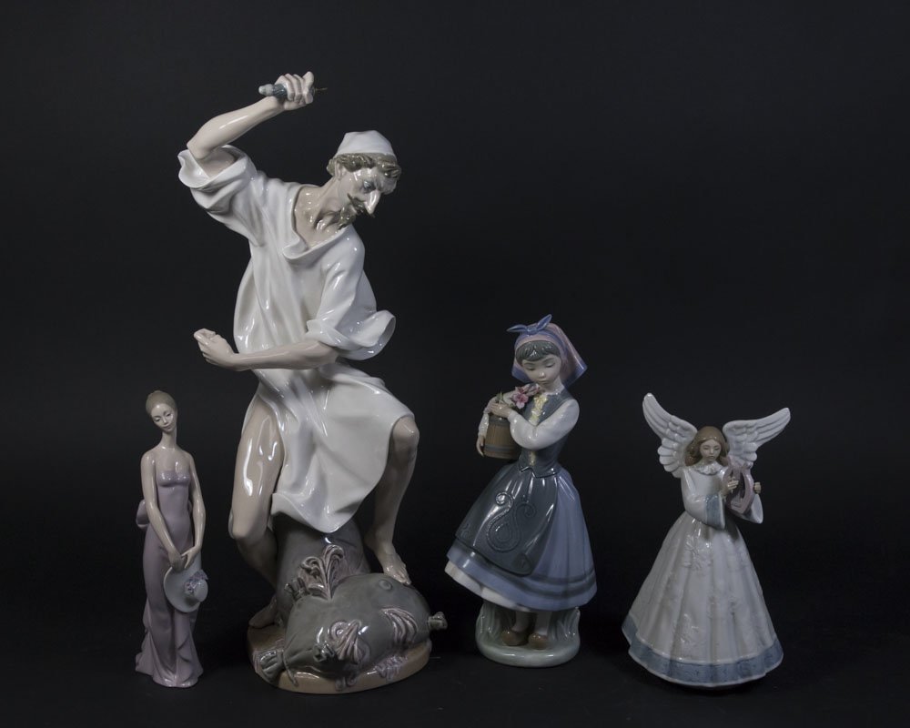 4 Lladro Figures (1 of 8)