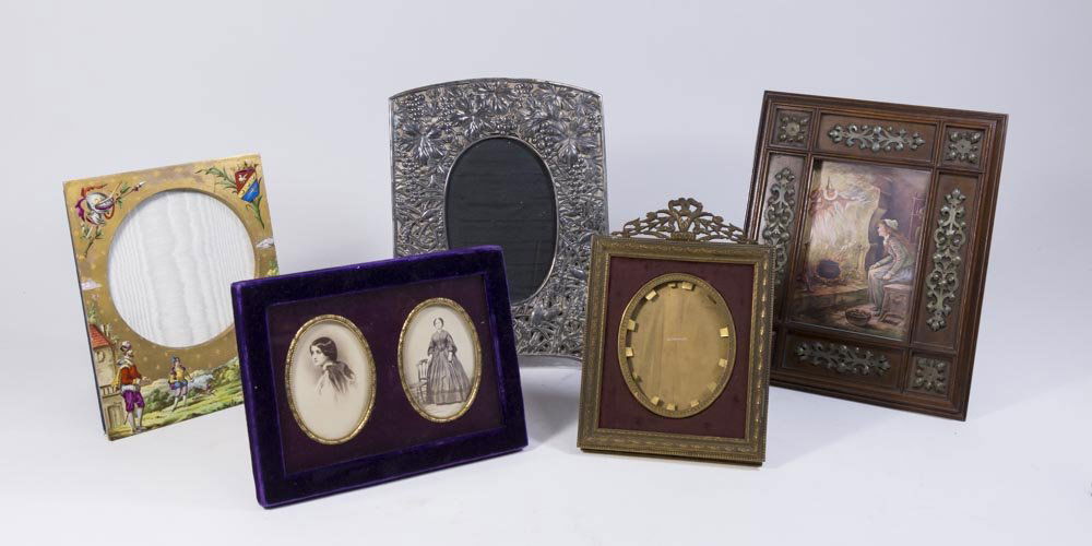 Lot of 5 Picture Frames (1 of 6)