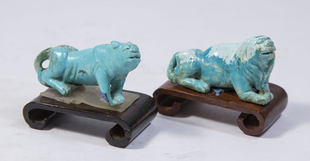 2 Turquoise Carved Animals on Stand (1 of 5)