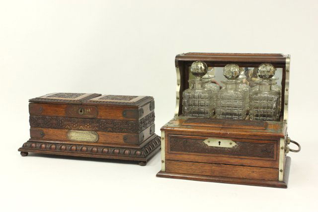 Carved Oak Humidor Box & Matching Tantalus (1 of 10)