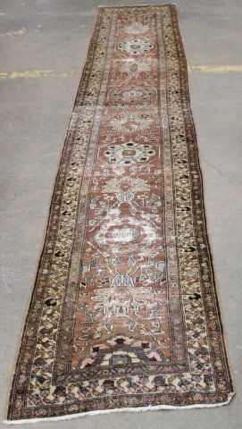 Heriz Wool Runner Rug/Carpet (1 of 6)