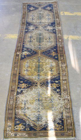 Heriz Wool Runner Rug/Carpet (1 of 7)