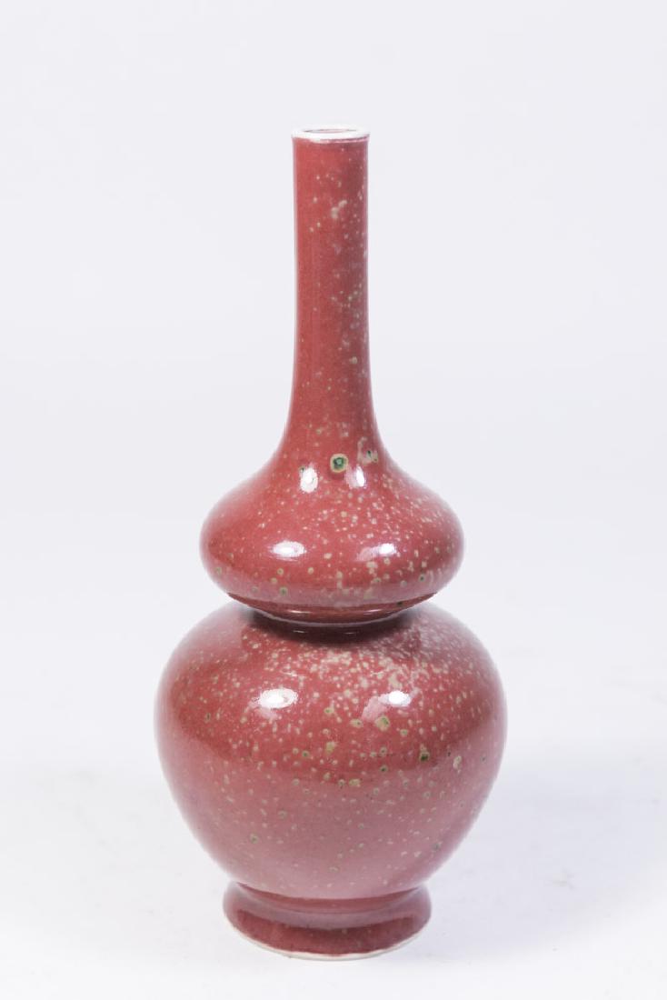 Chinese Kangxi Peachbloom Vase (1 of 4)