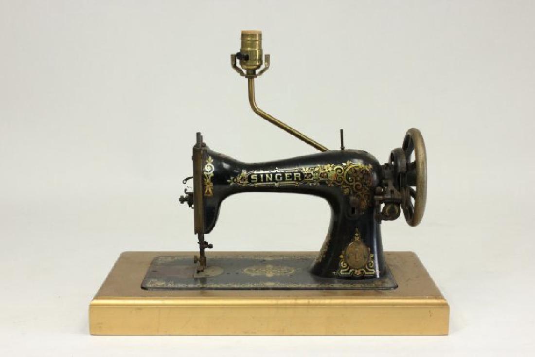 Singer Sewing Machine Lamp (1 of 5)
