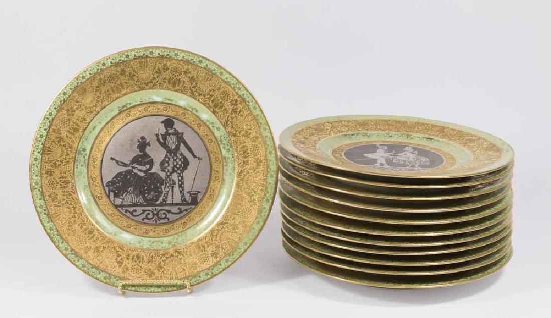 Set 12 Limoges Royal China Dinner Plates (1 of 8)