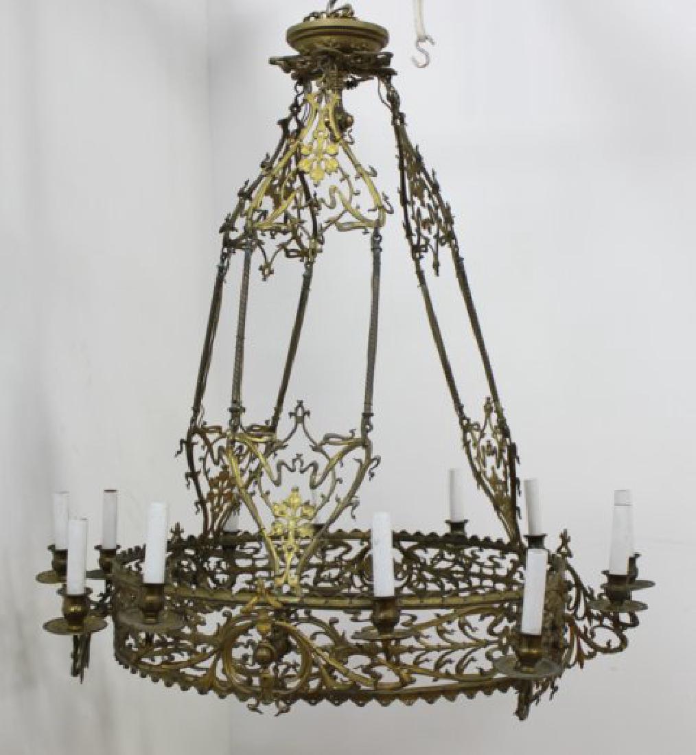 Victorian Gilt Brass 12-Light Chandelier: Approx. 33" H x 33" diameter. (SF1934)