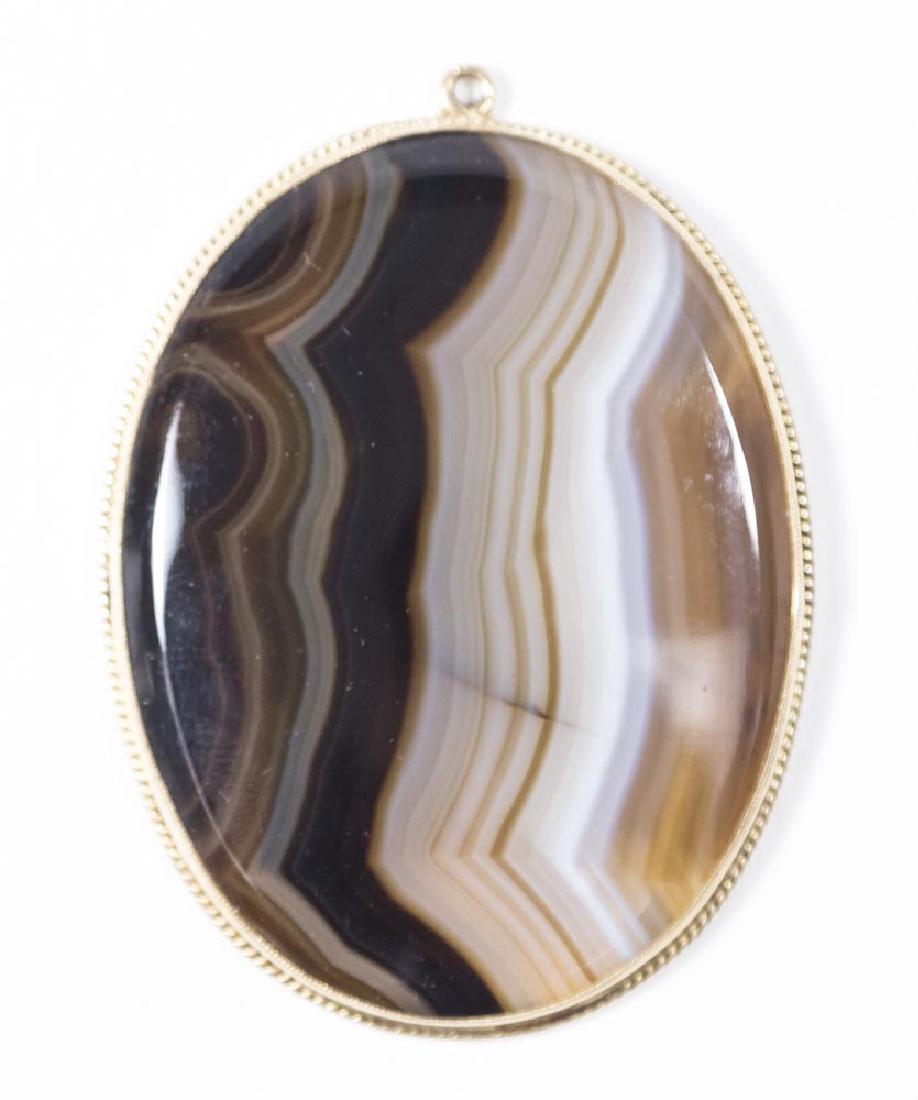 Oval Agate Pendant in 14K Gold Frame (1 of 2)