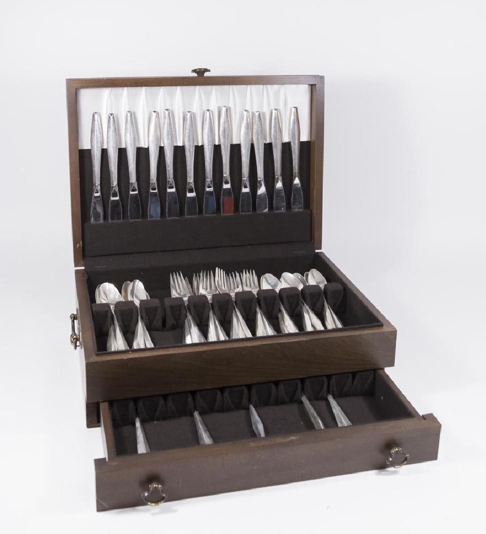 Gio Ponti Diamond Sterling Flatware Set for 12 (1 of 3)