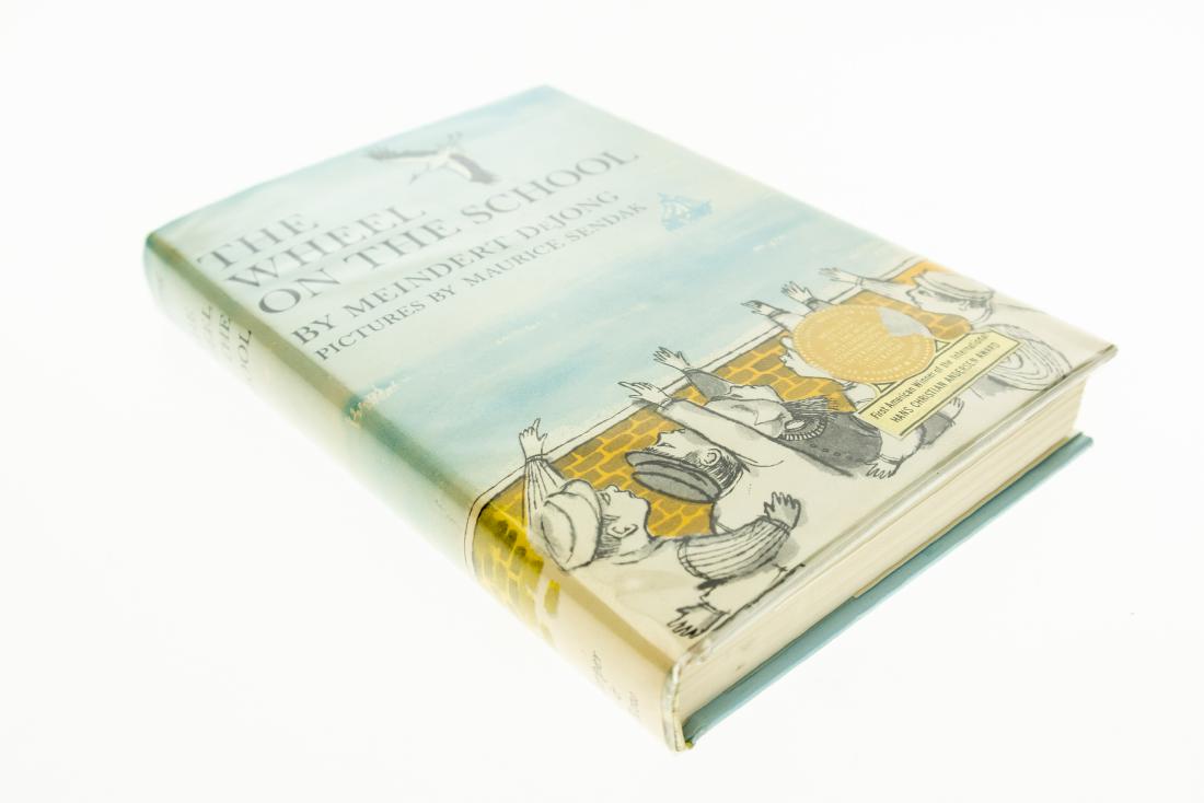 Meindert DeJong THE WHEEL ON THE SCHOOL Signed By: Meindert DeJong THE WHEEL ON THE SCHOOL Signed By Maurice Sendak Illustrated Original Dust Jacket Lina Storks Childrens Literature Dutch Shora Fishing Village Eddy Collection Title: The Wheel on the S