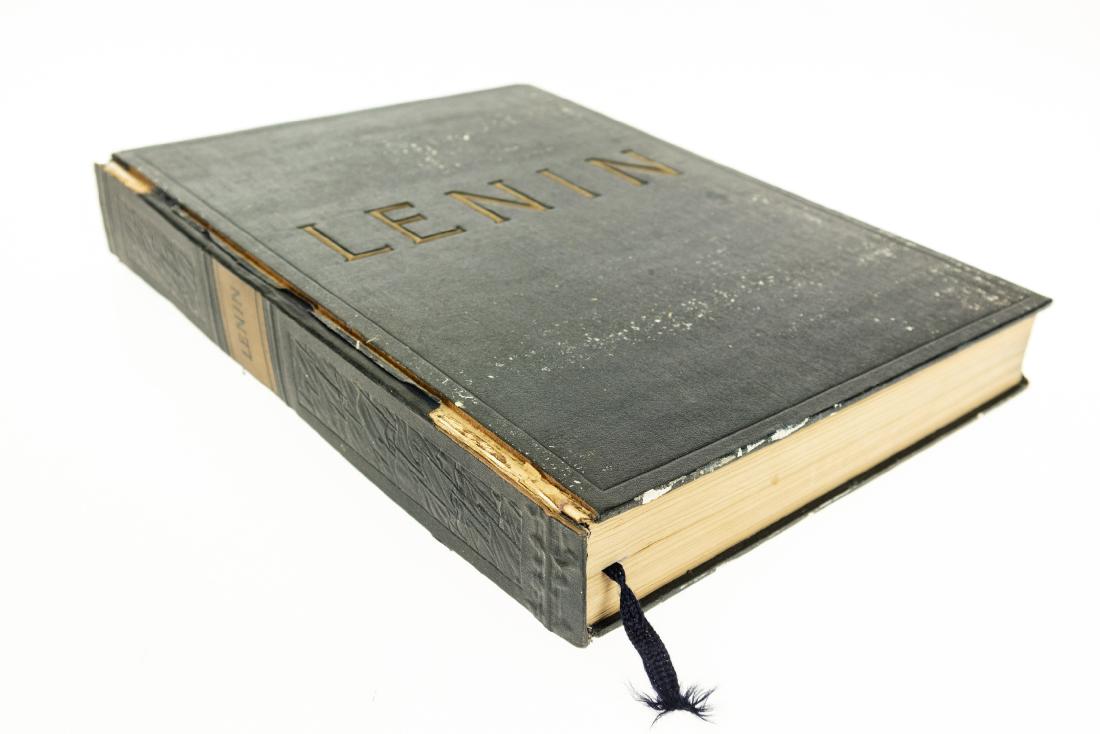 LENIN V I ULYANOV 1939 Decorative Binding Rare (1 of 20)