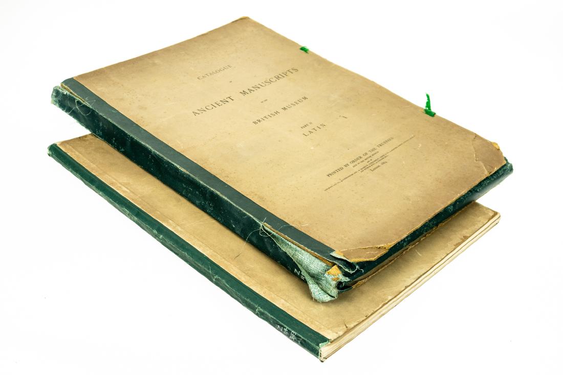 2V Edward Maunde Thompson CATALOGUE OF ANCIENT: 2V Edward Maunde Thompson CATALOGUE OF ANCIENT MANUSCRIPTS IN THE BRITISH MUSEUM 1881 Elephant Folio Facsimile Palaeography History Bibliography Greek Latin Codex Papyrus Codices Alexandrinus Eusebian