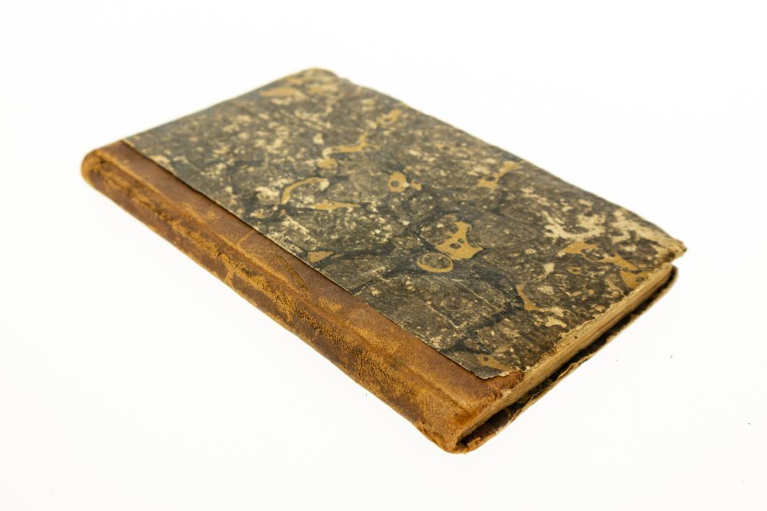 Henry Trumbull LIFE AND REMARKABLE ADVENTURES OF ISRAEL: Henry Trumbull LIFE AND REMARKABLE ADVENTURES OF ISRAEL R POTTER A NATIVE OF CRANSTON RHODE-ISLAND WHO WAS A SOLDIER IN THE AMERICAN REVOLUTION 1824 Antique Marbled Paper Leather Woodcut Frontispiece