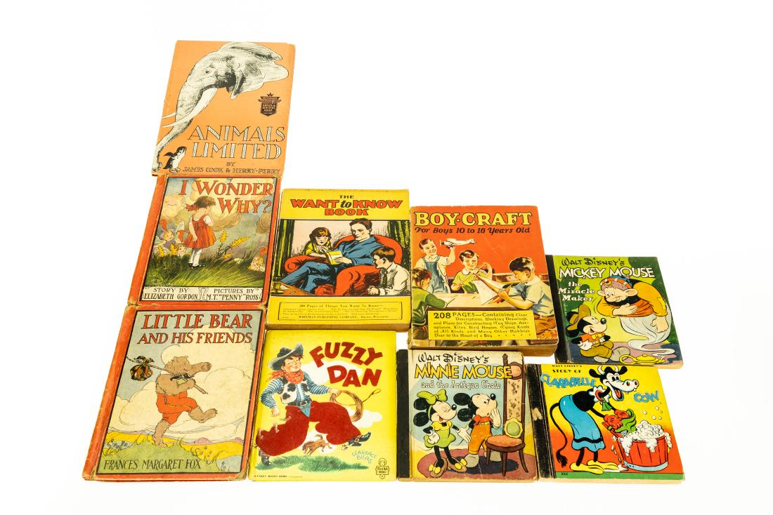 9V Collectible Books DECORATIVE VINTAGE AND ANTIQUE: 9V Collectible Books DECORATIVE VINTAGE AND ANTIQUE CHILDRENS LITERATURE Disney Clarabelle Cow Minnie Mouse and the Antique Chair Mickey Mouse and the Miracle maker Fuzzy Dan Jane Whitehead Clarence B
