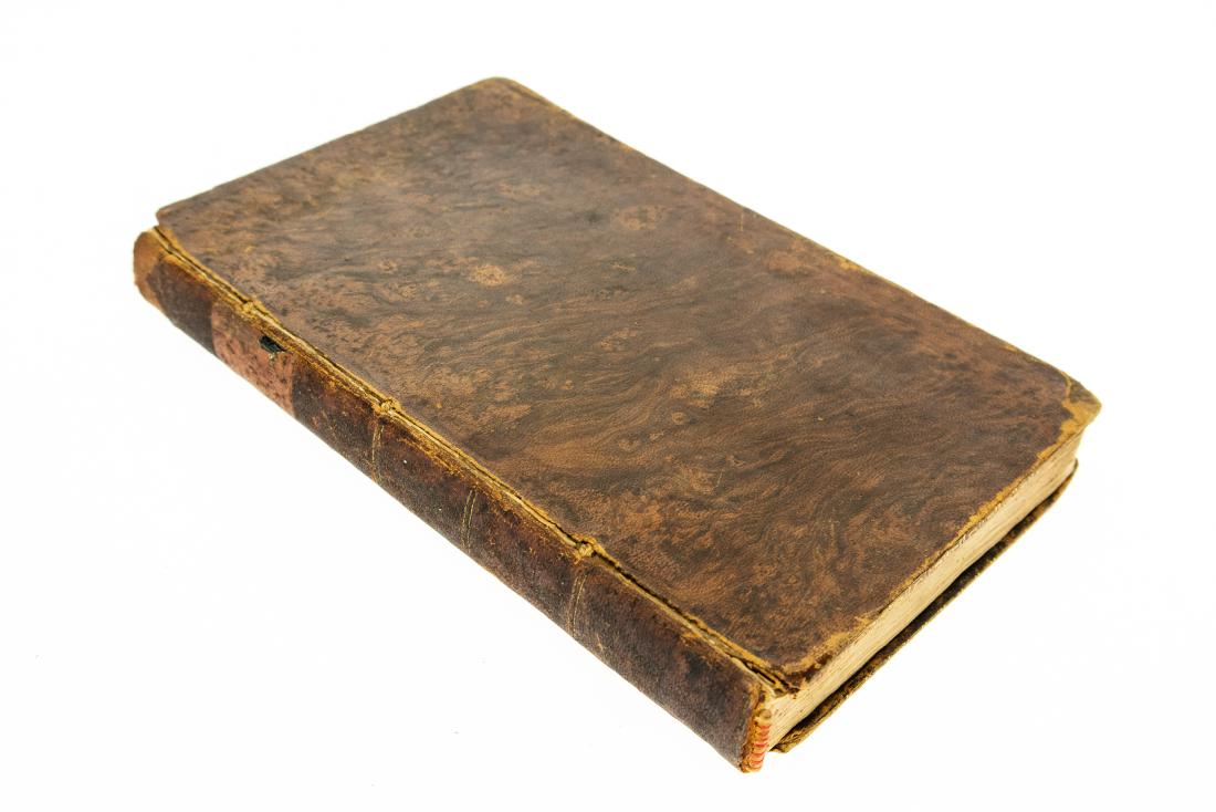 WASHINGTONS POLITICAL LEGACIES 1800 Leatherbound: WASHINGTONS POLITICAL LEGACIES 1800 Leatherbound Appendix Biographical Outline National Tributes US History First President Printed for John Russell and John West Dedicated to Mrs. Washington Inaugura