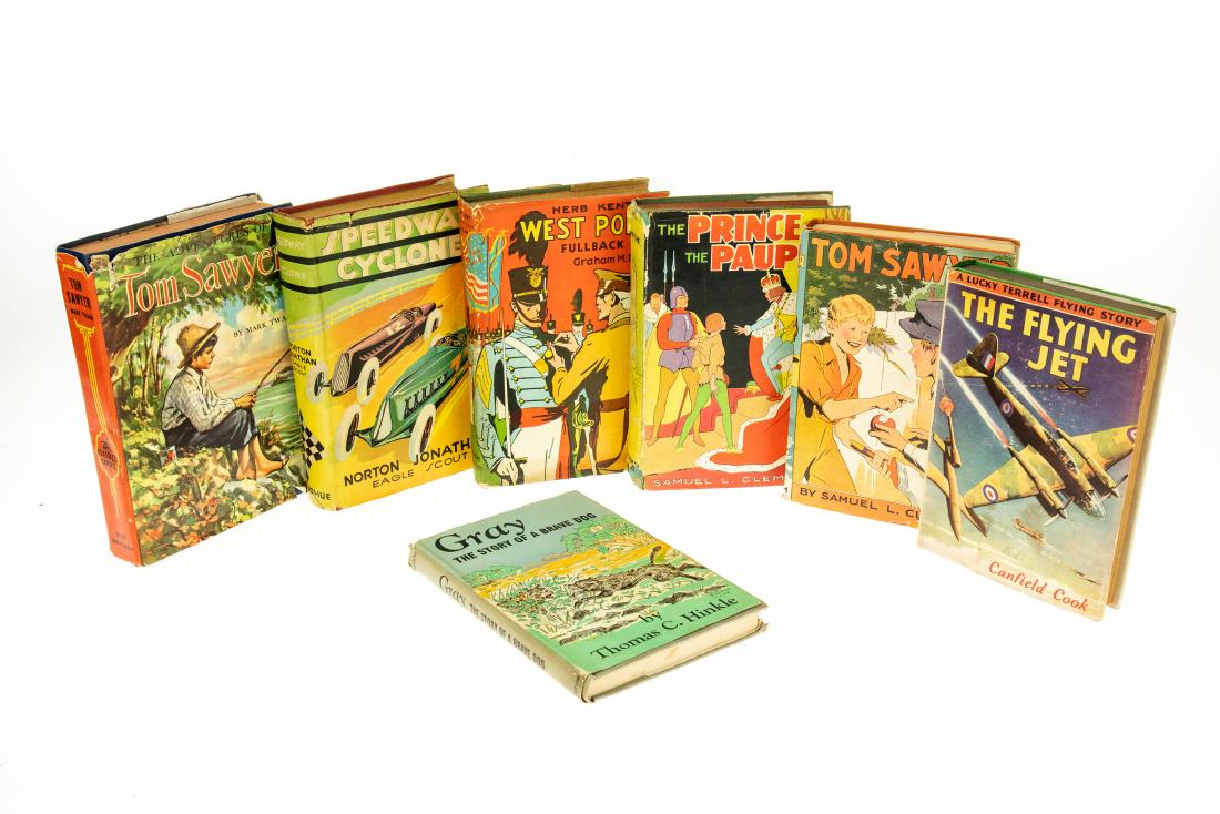 7V Juvenile Literature DECORATIVE ANTIQUE CHILDRENS IN: 7V Juvenile Literature DECORATIVE ANTIQUE CHILDRENS IN DUST JACKETS Illustrated Juvenile Series Prince and the Pauper Samuel L Clemens Mark Twain Gray Brave Dog Thomas C Hinkle Adventures of Tom Sawye