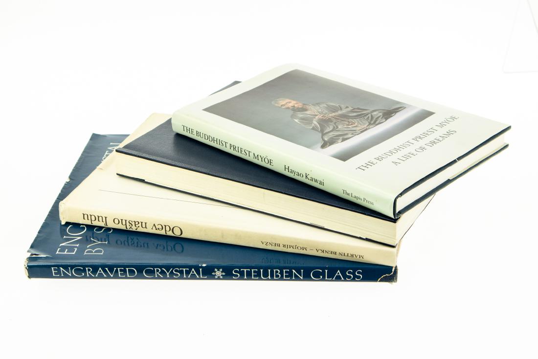 4V COLLECTIBLE ESTATE BOOKS Steuben Glass Buddhism New: 4V COLLECTIBLE ESTATE BOOKS Steuben Glass Buddhism New Orleans Art Slovak Martin Benko Warship Museum Typed Manuscript Proposal Buddhist Priest Myoe Life of Dreams Hayao Kawai Selection of Engraved Cr