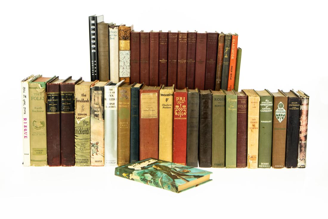 Vintage and Antique COLLECTIBLE LITERATURE Vicar of: Vintage and Antique COLLECTIBLE LITERATURE Vicar of Wakefield Oliver Goldsmith Melusine Charlotte Haldane Choir Invisible James Lane Allen Moondog Henry Garfield Anthony Trollope Folks Ruth Suckow Thi