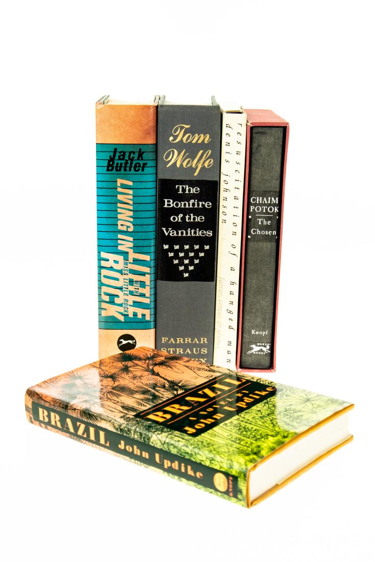 5V AUTHOR‾SIGNED FICTION Limited First Printing: 5V AUTHOR‾SIGNED FICTION Limited First Printing John Updike Brazil Jack Butler Living in Little Rock Chaim Potok The Chosen Denis Johnson Resuscitation of a Hanged Man Boxed Tom Wolfe Bonfire of