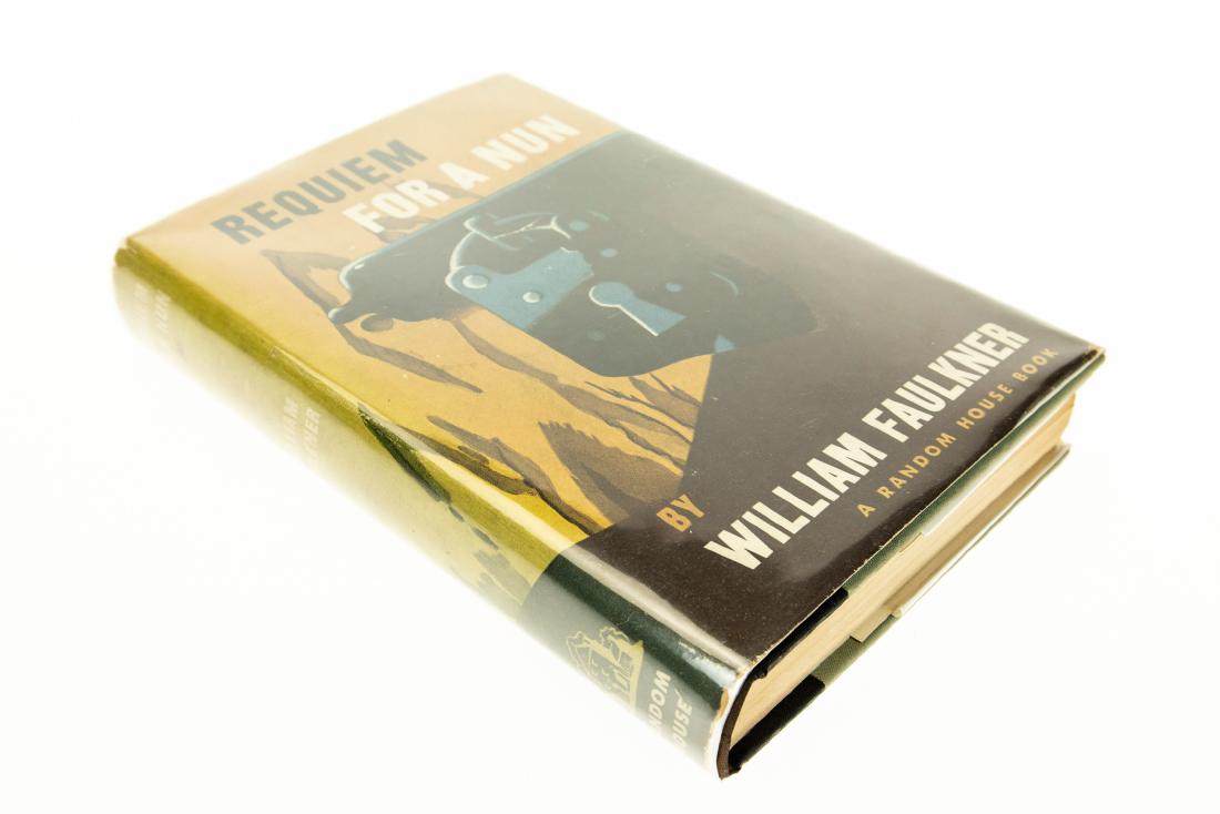 William Faulkner REQUIEM FOR A NUN 1951 First Printing: William Faulkner REQUIEM FOR A NUN 1951 First Printing First Issue Dust Jacket American Literature Temple Drake Gowan Stevens Gavin Stevens Yoknapatawpha County Jackson Mississippi Novel Fiction Spiri