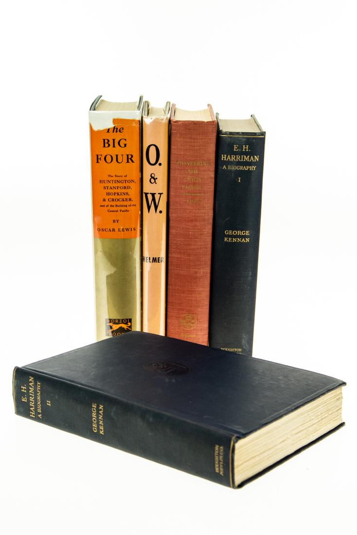 5V VINTAGE AND ANTIQUE HISTORY OF RAILROADS New York: 5V VINTAGE AND ANTIQUE HISTORY OF RAILROADS New York Ontario Western Railway William F Helmer Original Dust Jacket Big Four Huntington Stanford Hopkins Crocker Central Pacific Oscar Lewis Union Pacifi