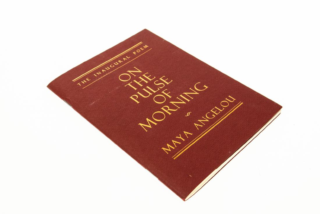 Clinton Angelou ON THE PULSE OF MORNING 1993 Signed: Clinton Angelou ON THE PULSE OF MORNING 1993 Signed First Printing First Edition Inaugural Poem Maya Angelou President William Jefferson Clinton United States Title: The Inaugural Poem: On the Pulse o