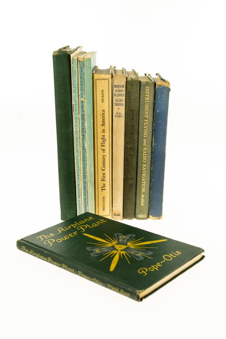 10V VINTAGE AND ANTIQUE AVIATION HISTORY AND REFERENCE: 10V VINTAGE AND ANTIQUE AVIATION HISTORY AND REFERENCE Technical Decorative Illustrated Aeronautics Flight in America Signed Jeremiah Milbank Original Dust Jacket Lighter‐Than‐Air 