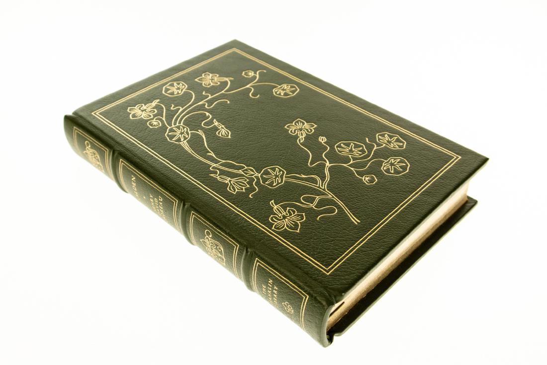 Limited Edition ‐ Henry David Thoreau WALDEN: Limited Edition ‐ Henry David Thoreau WALDEN 1976 Leatherbound Gilt Moire Cloth Endpapers Illustrated The Franklin Library Collection 100 Greatest Books of All Time American Essayist Poet Ph