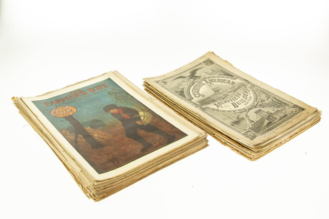 46v ANTIQUE MAGAZINE ISSUES Newspapers 1870‐: 46v ANTIQUE MAGAZINE ISSUES Newspapers 1870‐1880s 1903 1921 Town Topics The Gentlewoman Scientific American The Illustrated Companion The Farmer′s Wife The Great Divide For Everybo