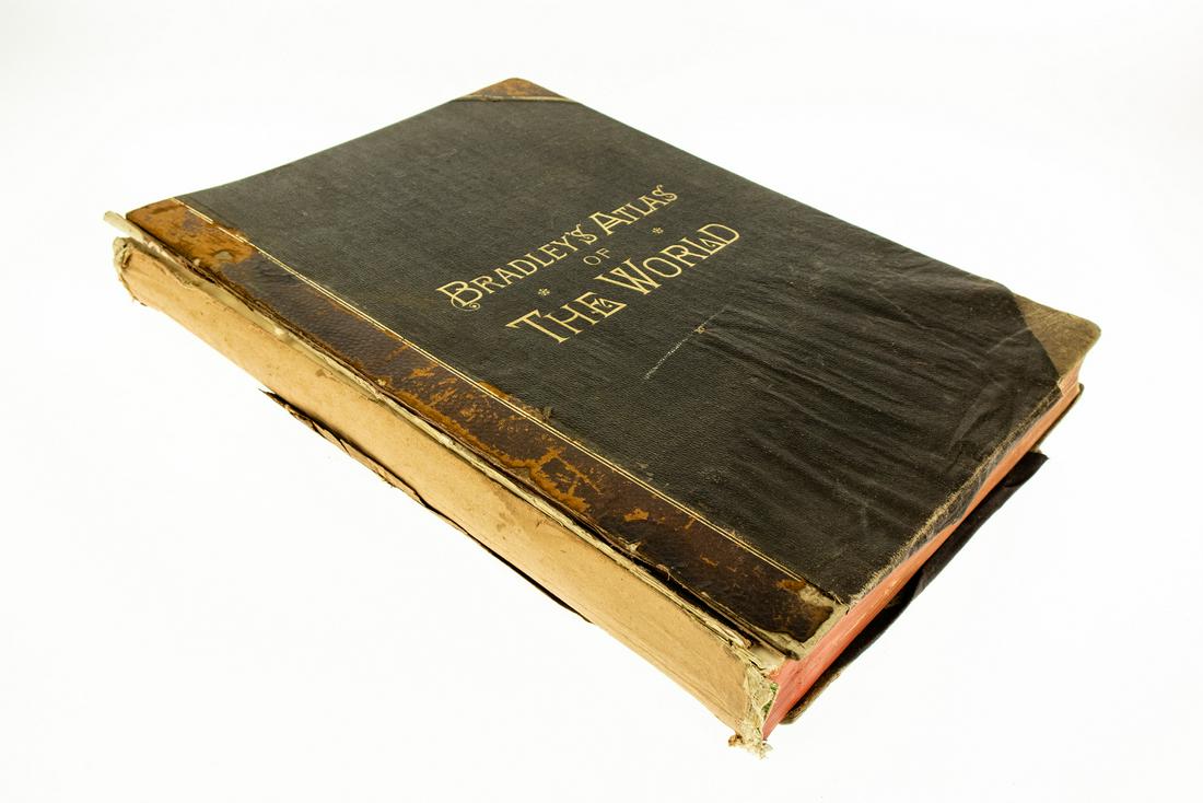 William Bradley and Brothers BRADLEY′S ATLAS: William Bradley and Brothers BRADLEY′S ATLAS OF THE WORLD FOR COMMERCIAL AND LIBRARY REFERENCE 1886 Rare Elephant Folio Tipped‐In Continuous‐Sheet Double‐Page Litho Maps Color