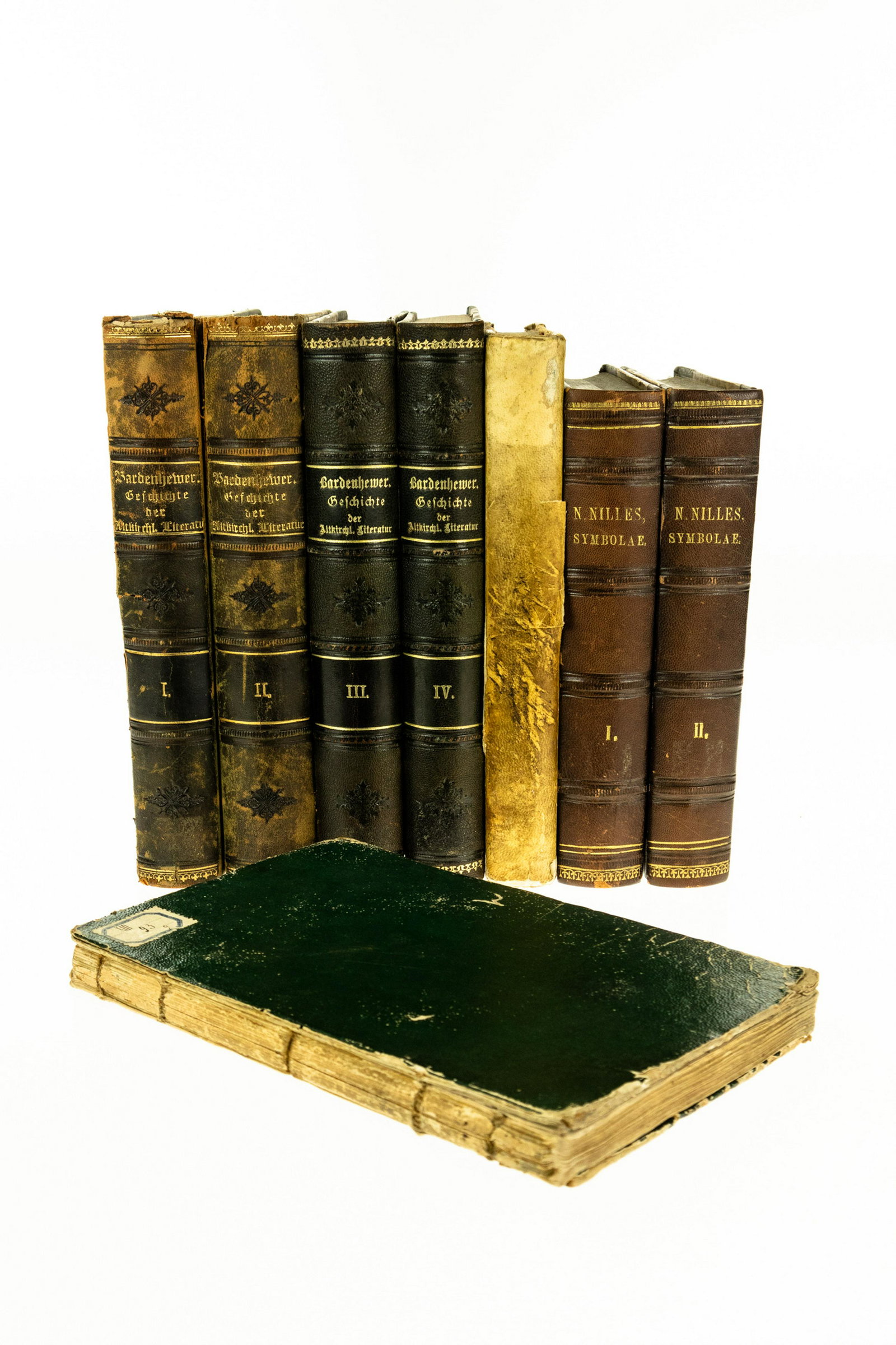 8V ANTIQUE EASTERN ORTHODOX CATHOLIC CHURCH History: 8V ANTIQUE EASTERN ORTHODOX CATHOLIC CHURCH History & Reference Geschichte der Altkirchlichen Litterature Symbolae ad Illustrandum Historiam Ecclesiae Orientalis in Terris Coronae S. Stephani Nico