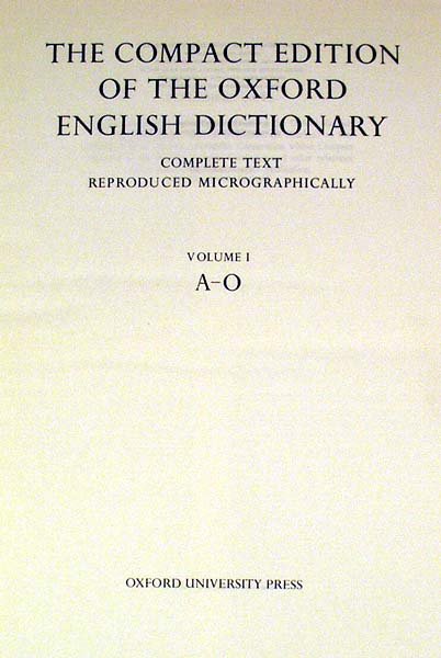 2V COMPACT OXFORD ENGLISH DICTIONARY 1979 - 2