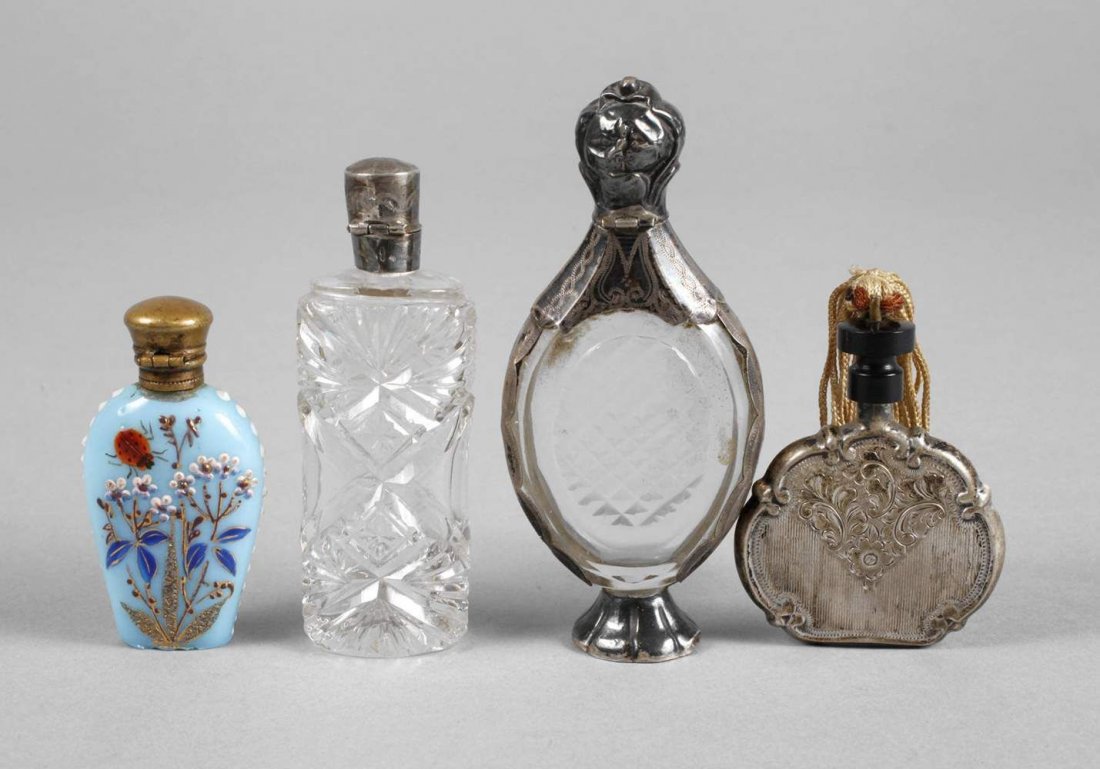 Vier Miniaturflakons (1 of 1)