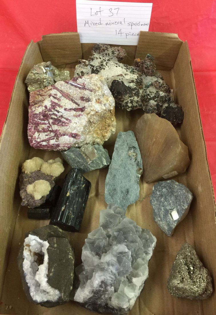 14 PCS MIXED MINERAL SPECIMENS (1 of 10)