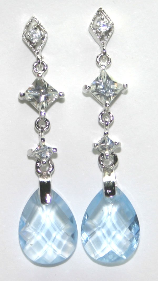 8,CT LAB W,SAPPH & B,TOPAZ SILVER EARRINGS.