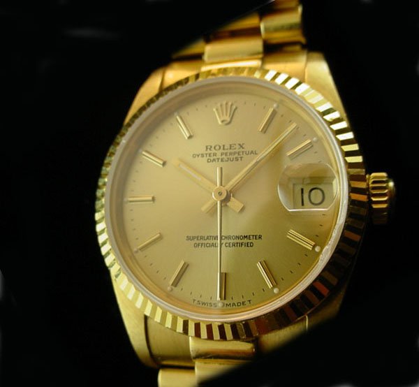 ROLEX Midsize Solid 18K Gold President Watch WOW: THIS IS A Solid 18K Rolex Band! Quickset! Sapphire! Circa: Contemporary