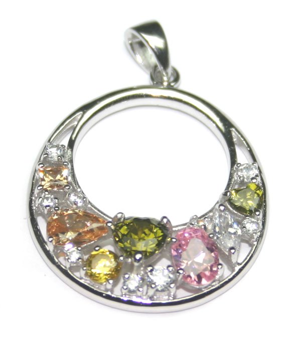 6 CT LAB COLOR SAPPHIRE SILVER PENDANT .