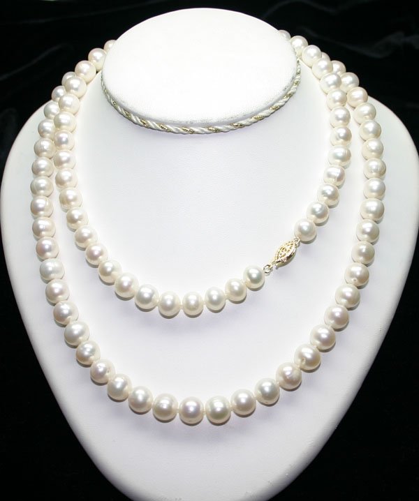 36'' INCHS 9-10 mm FRESH WATER PEARLS NECKLACE.