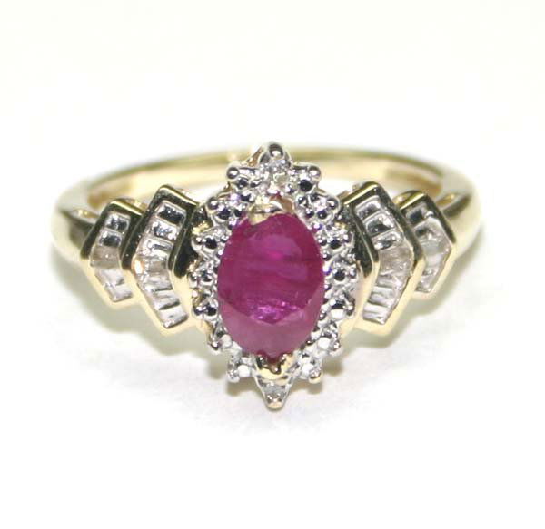 1,CT DIAMOND & RUBY 10K GOLD RING .: THIS IS A 10 KARAT YELLOW GOLD NATURAL DIAMOND AND RUBY RING IN TOTAL WEIGH OF 2.60 GRAMS ,, IT CONTAINS 4 SMALL BAGUETTE SHAPE NATURAL DIAMOND AND 2 ROUND SHAPE DIAMOND AND AN OVAL SHAPE NATURAL RUBY