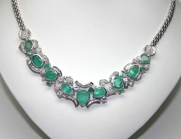 34,CT DIAMOND & EMERALD 14K GOLD NECKLACE 51 GR .