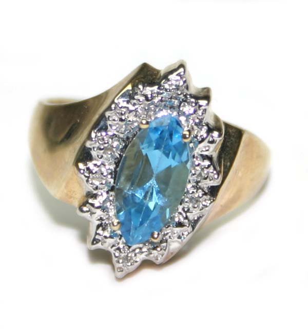 0.70 CT DIAMOND & BLUE TOAPZ 10K GOLD RING .