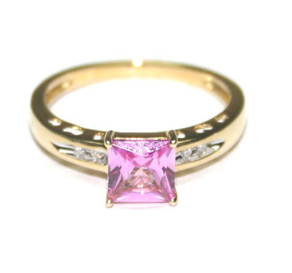 0.70 CT DIAMOND & PINK TOPAZ 10K GOLD RING .